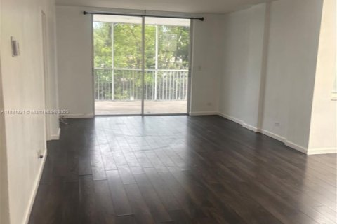 Condominio en venta en North Miami Beach, Florida, 2 dormitorios, 100.61 m2 № 1930335 - foto 1