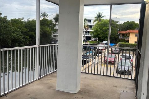 Condominio en venta en North Miami Beach, Florida, 2 dormitorios, 100.61 m2 № 1930335 - foto 24