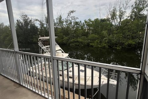 Condominio en venta en North Miami Beach, Florida, 2 dormitorios, 100.61 m2 № 1930335 - foto 27