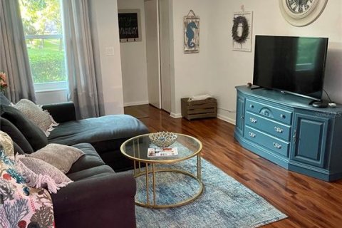 Adosado en alquiler en Tampa, Florida, 2 dormitorios, 96.99 m2 № 1904906 - foto 4