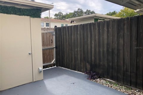 Adosado en alquiler en Tampa, Florida, 2 dormitorios, 96.99 m2 № 1904906 - foto 26