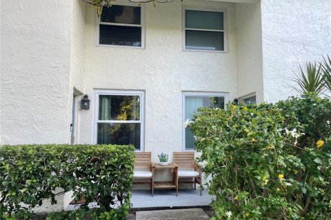 Adosado en alquiler en Tampa, Florida, 2 dormitorios, 96.99 m2 № 1904906 - foto 2