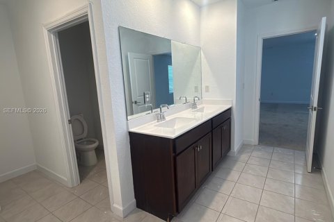 Villa ou maison à vendre à Homestead, Floride: 4 chambres, 248.98 m2 № 2069253 - photo 12