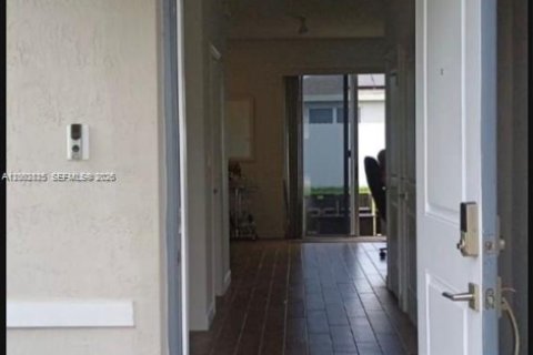 Villa ou maison à vendre à Homestead, Floride: 4 chambres, 248.98 m2 № 2069253 - photo 3