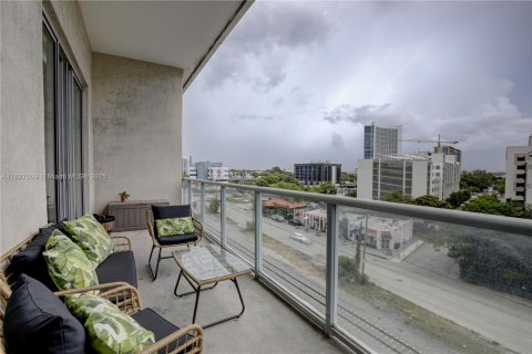 Condo in Miami, Florida, 1 bedroom  № 1943394 - photo 10