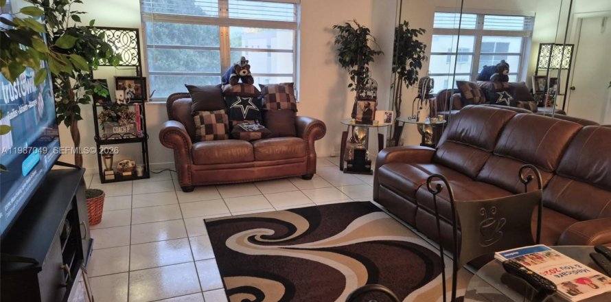 Condo à Hollywood, Floride, 1 chambre  № 2047808