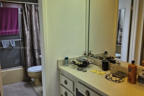 Copropriété à vendre à Hollywood, Floride: 1 chambre, 60.39 m2 № 2047808 - photo 8