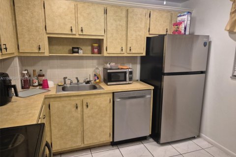 Copropriété à vendre à Hollywood, Floride: 1 chambre, 60.39 m2 № 2047808 - photo 5