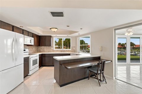 Casa en venta en Nokomis, Florida, 3 dormitorios, 208.75 m2 № 2437266 - foto 9