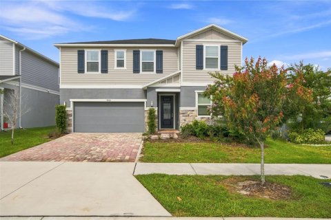 House in WILLIAMS POINTE in Seffner, Florida 5 bedrooms, 285.67 sq.m. № 2347821