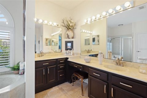 Villa ou maison à vendre à Ocoee, Floride: 4 chambres, 209.96 m2 № 2414895 - photo 8