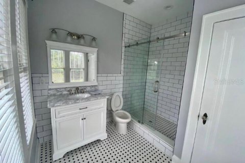 Duplex in Tampa, Florida 5 bedrooms, 286.88 sq.m. № 2101986 - photo 13