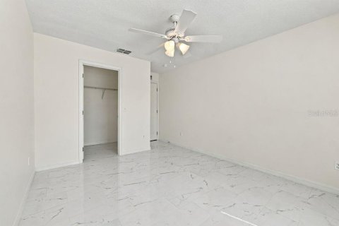 Villa ou maison à louer à Apopka, Floride: 3 chambres, 139.73 m2 № 2416500 - photo 16