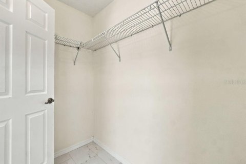 Villa ou maison à louer à Apopka, Floride: 3 chambres, 139.73 m2 № 2416500 - photo 17