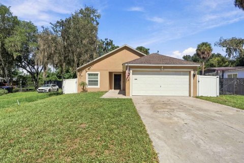 Villa ou maison à Apopka, Floride 3 chambres, 139.73 m2 № 2416500
