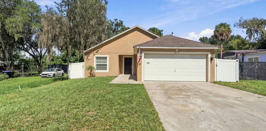 Villa ou maison à Apopka, Floride 3 chambres, 139.73 m2 № 2416500
