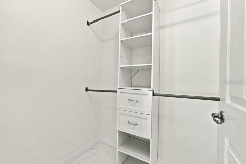 Villa ou maison à louer à Apopka, Floride: 3 chambres, 139.73 m2 № 2416500 - photo 21