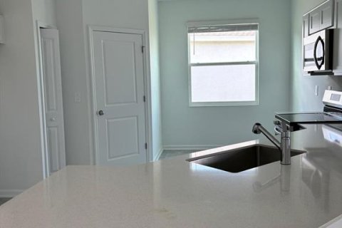 Villa ou maison à louer à Winter Haven, Floride: 3 chambres, 175.59 m2 № 1904470 - photo 17