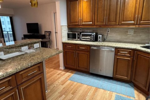 Снять в аренду кондоминиум в Форт-Лодердейл, Флорида 1 спальня, 74.51м2, № 1955018 - фото 6