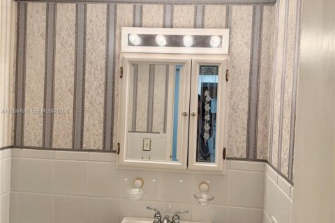 Copropriété à vendre à Hollywood, Floride: 1 chambre, 81.75 m2 № 2022261 - photo 7