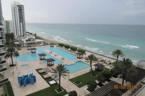 Copropriété à louer à Hallandale Beach, Floride: 1 chambre, 78.41 m2 № 1932504 - photo 22
