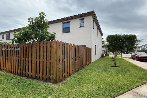 Adosado en alquiler en Homestead, Florida, 3 dormitorios, 130.34 m2 № 2059677 - foto 9