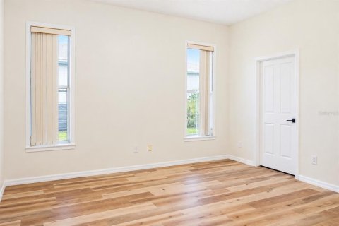 Casa en venta en Winter Haven, Florida, 4 dormitorios, 192.21 m2 № 2418584 - foto 16