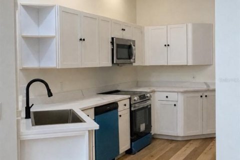Casa en venta en Winter Haven, Florida, 4 dormitorios, 192.21 m2 № 2418584 - foto 12