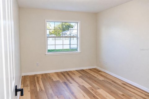 Casa en venta en Winter Haven, Florida, 4 dormitorios, 192.21 m2 № 2418584 - foto 19