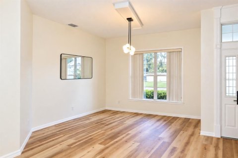Casa en venta en Winter Haven, Florida, 4 dormitorios, 192.21 m2 № 2418584 - foto 4