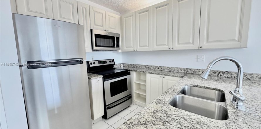 Condo à Coral Springs, Floride, 1 chambre № 1852211