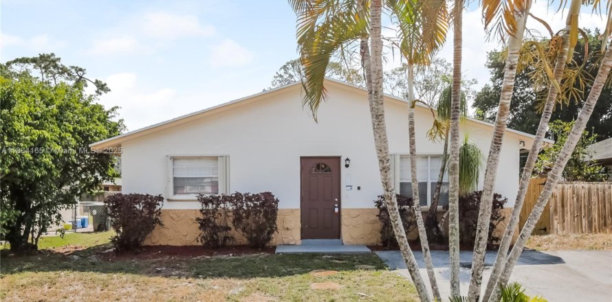 Villa ou maison à Greenacres, Floride 3 chambres, 110 m2 № 1891291