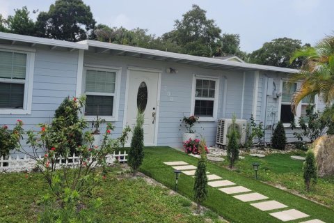 House in Jupiter, Florida 3 bedrooms, 105.35 sq.m. № 2260194 - photo 25