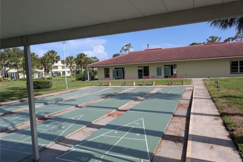 Condo in Saint Petersburg, Florida, 1 bedroom  № 1775385 - photo 15