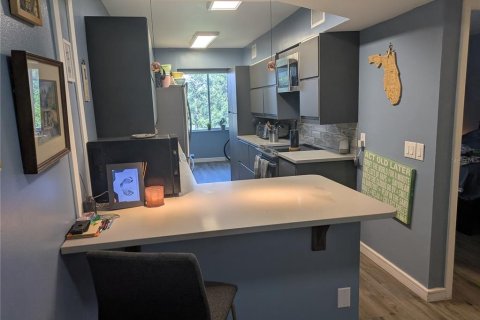 Condo in Saint Petersburg, Florida, 1 bedroom  № 1775385 - photo 27