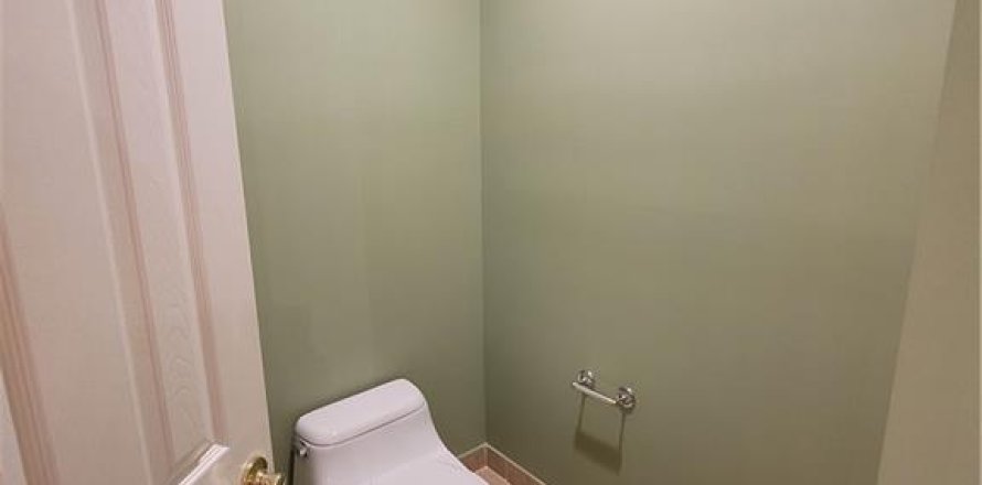 Townhouse in Palm City, Florida 3 bedrooms, 255.48 sq.m. № 1103625