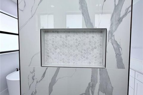 Купить виллу или дом в Норт-Порт, Флорида 11 комнат, 177.54м2, № 2212357 - фото 29