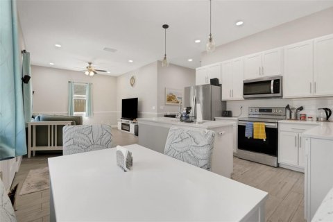 Villa ou maison à vendre à Tarpon Springs, Floride: 3 chambres, 126.81 m2 № 2430807 - photo 13