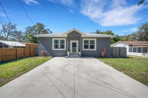 Villa ou maison à Tarpon Springs, Floride 3 chambres, 126.81 m2 № 2430807