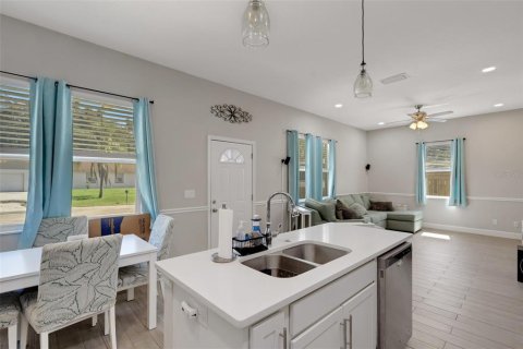 Villa ou maison à vendre à Tarpon Springs, Floride: 3 chambres, 126.81 m2 № 2430807 - photo 15