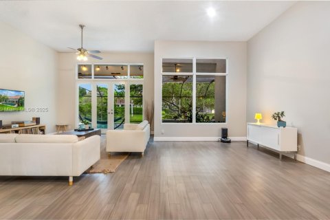 Casa en venta en Coral Springs, Florida, 4 dormitorios, 256.6 m2 № 1892996 - foto 3