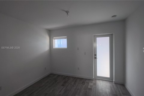 Condominio en alquiler en Miami Beach, Florida, 1 dormitorio, 39.2 m2 № 2077380 - foto 12