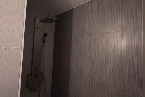 Condominio en alquiler en Miami Beach, Florida, 1 dormitorio, 39.2 m2 № 2077380 - foto 9