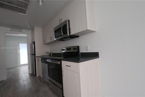 Condominio en alquiler en Miami Beach, Florida, 1 dormitorio, 39.2 m2 № 2077380 - foto 23