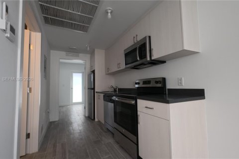 Condominio en alquiler en Miami Beach, Florida, 1 dormitorio, 39.2 m2 № 2077380 - foto 25
