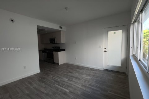 Condominio en alquiler en Miami Beach, Florida, 1 dormitorio, 39.2 m2 № 2077380 - foto 7