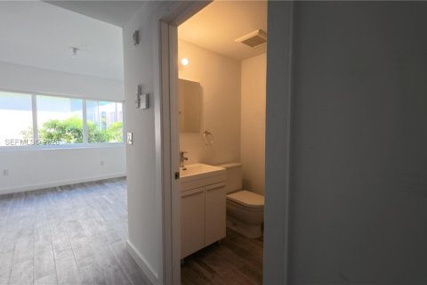 Condominio en alquiler en Miami Beach, Florida, 1 dormitorio, 39.2 m2 № 2077380 - foto 8