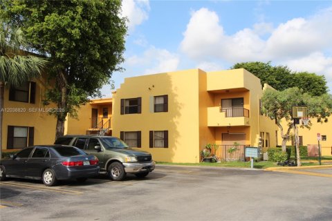 Condo in Sweetwater, Florida, 1 bedroom  № 2086110 - photo 16