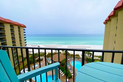 Condo in Panama City Beach, Florida, 2 bedrooms  № 560677 - photo 1