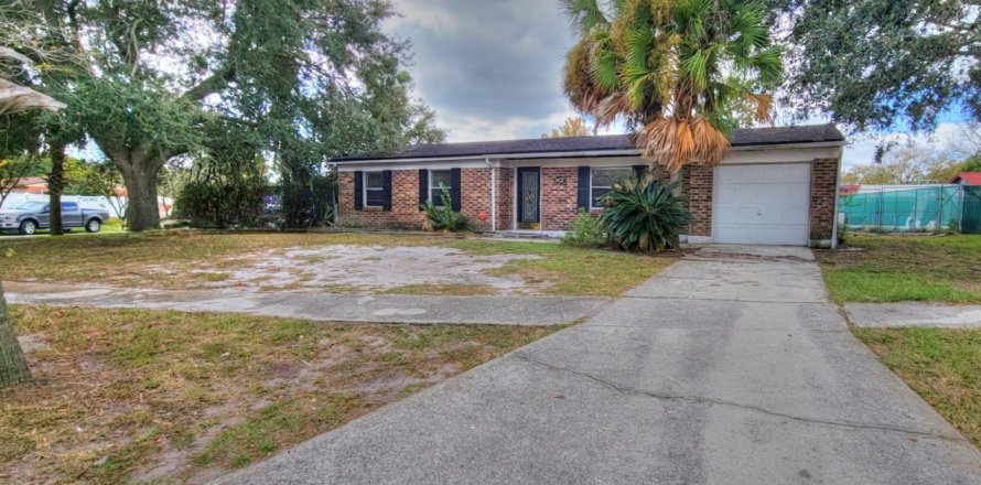 House in Jacksonville, Florida 3 bedrooms, 97.92 sq.m. № 818024